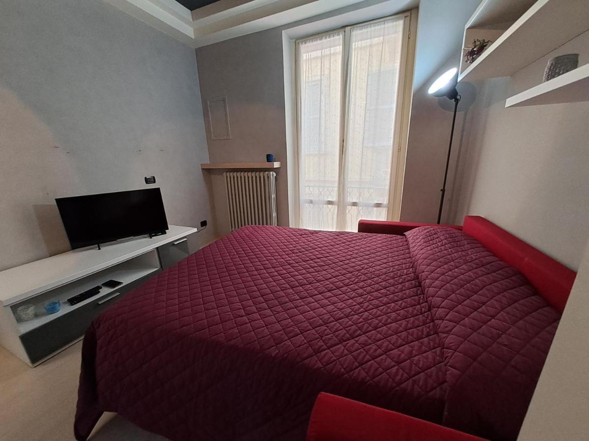 Appartamento Nel Cuore Di Parma - Laterale Via Farini Exterior foto
