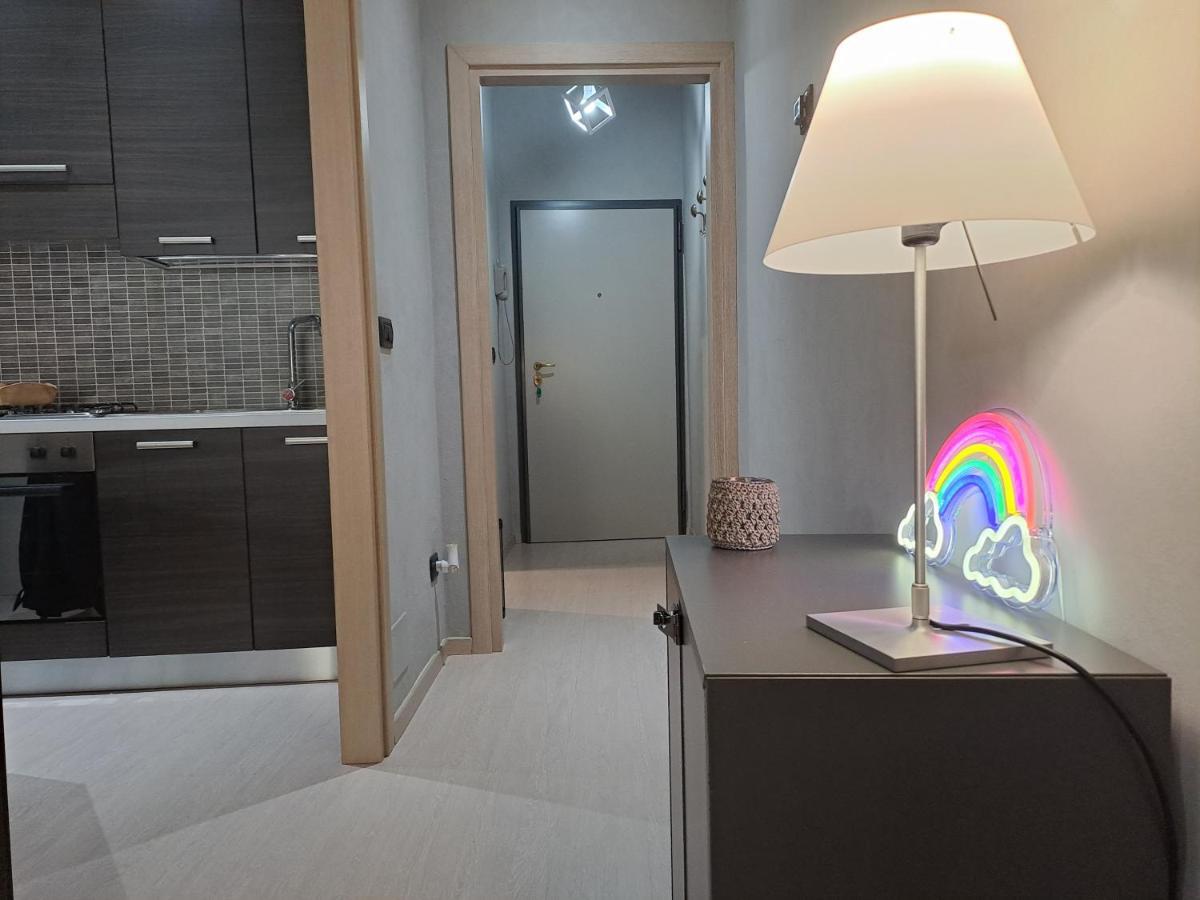 Appartamento Nel Cuore Di Parma - Laterale Via Farini Exterior foto